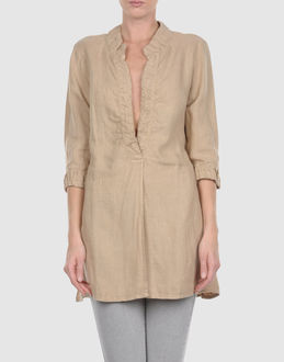 0039 Italy - Chemises - Blouses