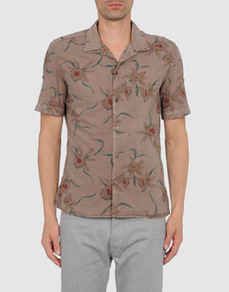 LOVE MOSCHINO - CAMICIE - Camicie maniche corte - su YOOX.COM