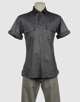 POSE LONDON - CAMICIE - Camicie maniche corte - su YOOX.COM