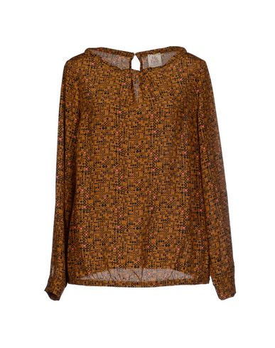 ZOOM ATTIC AND BARN - Blouse