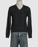 FORNITURE CIVILI OUT-FIT - V-necks