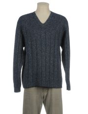 SEVENTY - V-neck