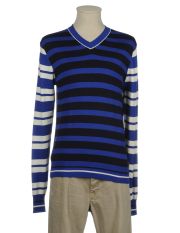 SWEET YEARS - V-neck