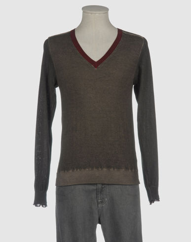 ZOOM GOLD CASE by ROCCO FRAIOLI - V-neck
