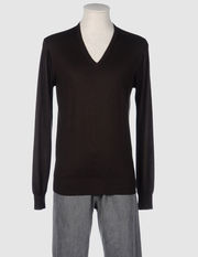 GOOD - V-neck