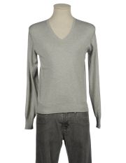 GOOD - V-neck