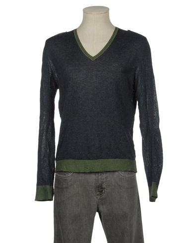 ZOOM +39 MASQ - V-neck