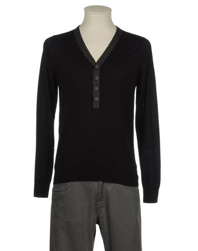ZOOM GOLD CASE by ROCCO FRAIOLI - V-neck