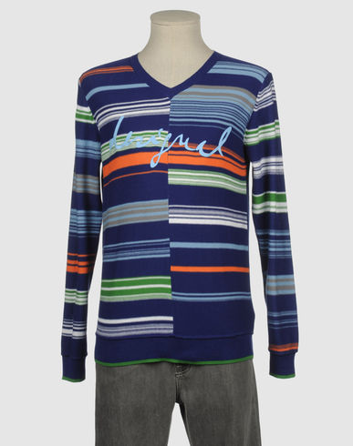 ZOOM DESIGUAL - V-neck