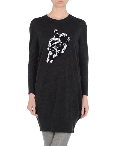 ZOOM MARKUS LUPFER - Long sleeve sweater