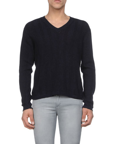 ZOOM PRADA - V-neck