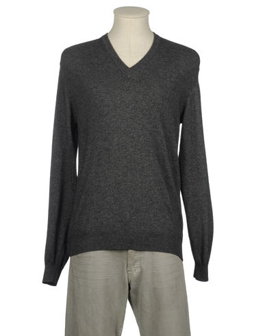 ZOOM PRIVATE LIVES - V-neck