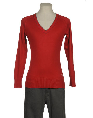 ZOOM NAPAPIJRI - V-neck