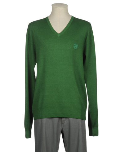 ZOOM NEW ENGLAND - V-neck