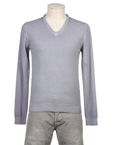 ZOOM BELLWOOD - V-neck