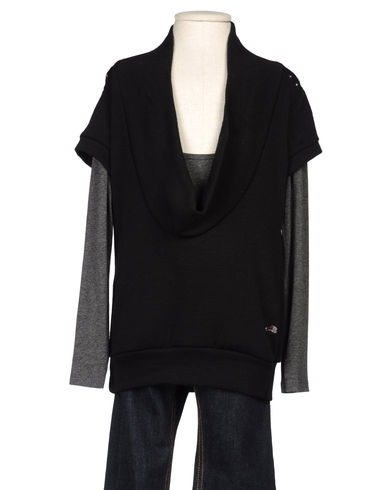 ZOOM MAGILLA - V-neck