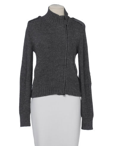 ZOOM CLOSED - Cardigan
