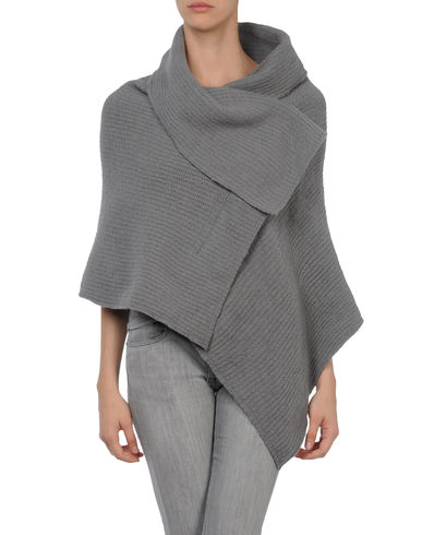 ZOOM JUCCA - Cape