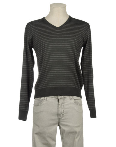 ZOOM HI-BAND - V-neck