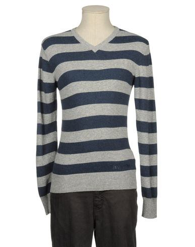 ZOOM MELTIN POT - V-neck