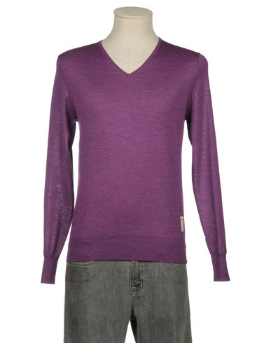 ZOOM REPLAY - V-neck
