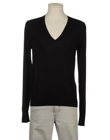 ZOOM LIU •JEANS - V-neck