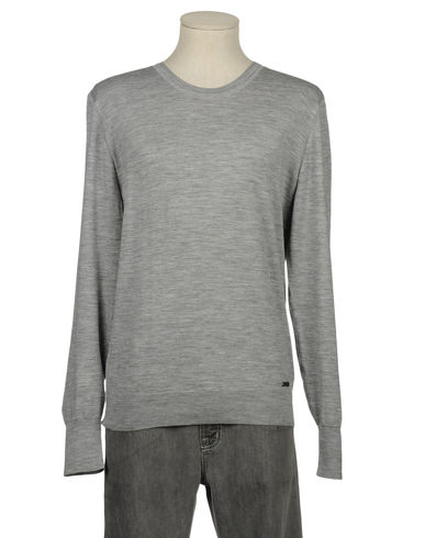 ZOOM LIU •JEANS - Sweater