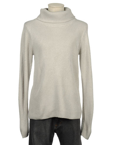 ZOOM CHEAP MONDAY - High neck
