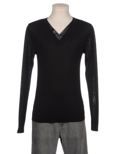ZOOM LES HOMMES - V-neck