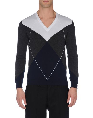 Cashmere Argyle V-Neck