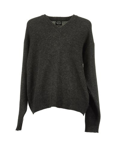 ZOOM DOCKERS - V-neck