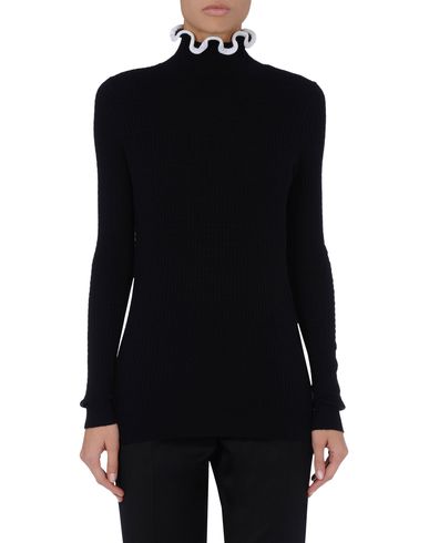 Ruffle Rib Roll-Neck