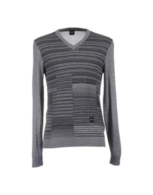 BOSS BLACK - V-neck