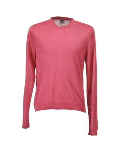 ZOOM C.P. COMPANY - V-neck