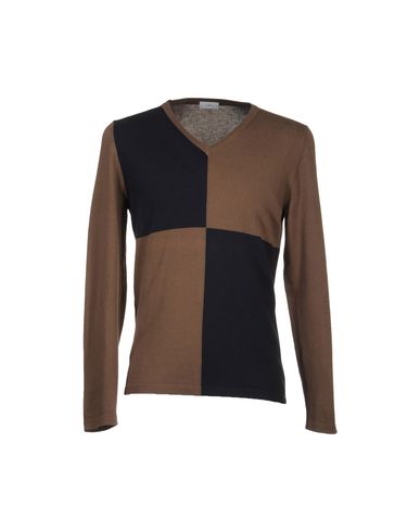 ZOOM MALO - V-neck