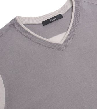 V-neck  ZZEGNA