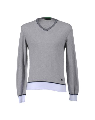 ZOOM NANIBON - V-neck