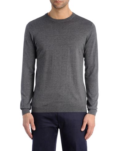 Luxe Essential Long-Sleeved Tee