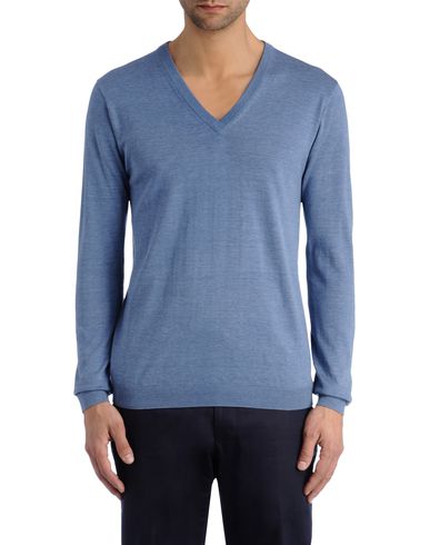 Luxe Essential V-Neck