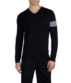 EA7 - V-neck sweater