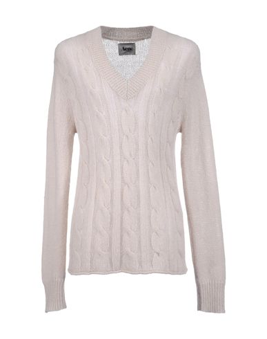 ZOOM ACNE - V-neck