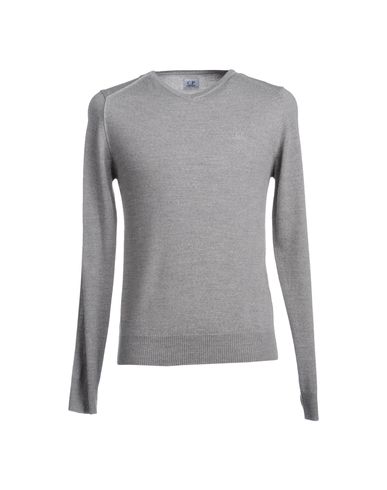 ZOOM C.P. COMPANY - V-neck