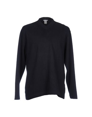 ZOOM C.P. COMPANY - V-neck