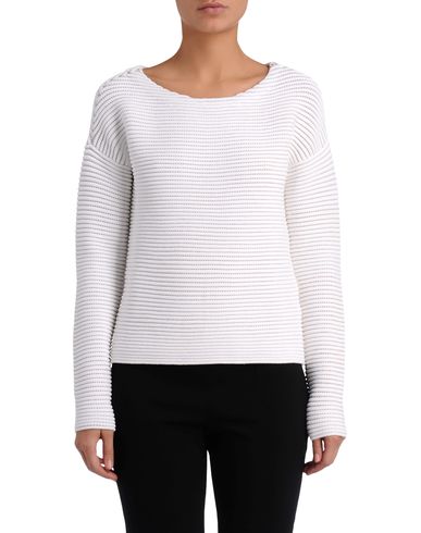 Knitted Round Neck