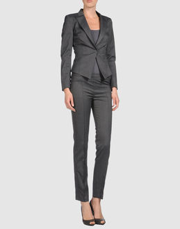 Mila Schon Womens