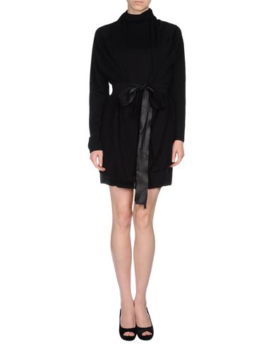 ZOOM SEVENTY - Outfit