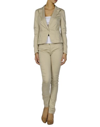 ZOOM C'N'C' COSTUME NATIONAL - Women's suit