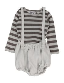 MINIMU' - Outfit with shorts
