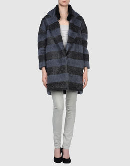 Danielle Scutt Coats - Item 41240984