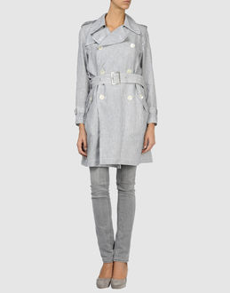 JUNYA WATANABE COMME DES GARÇONS - CAPISPALLA - Soprabiti - su YOOX.COM